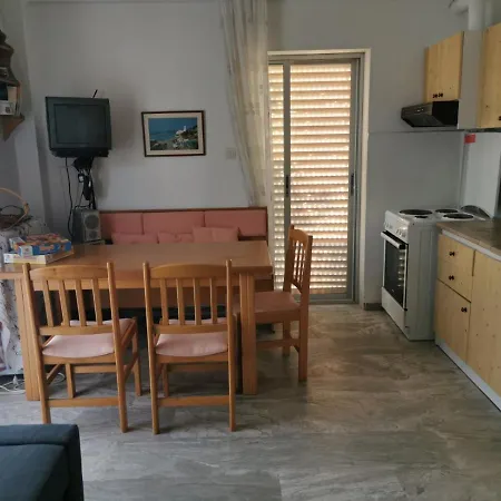 Entire Bedroom With Big Balcony Perfect For Families Mishev *
