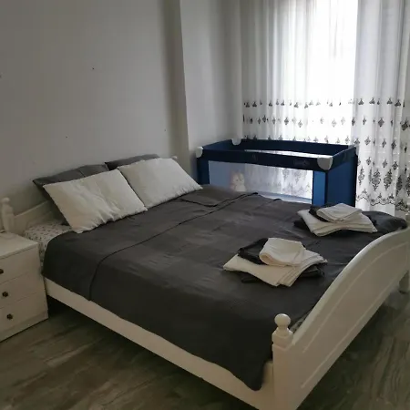 Entire Bedroom With Big Balcony Perfect For Families Mishev Apartmán
