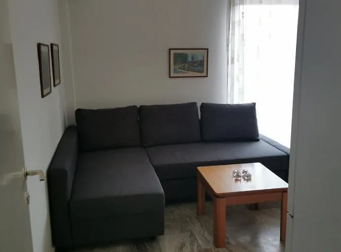Entire Bedroom With Big Balcony Perfect For Families Mishev Apartament Nea Moudania