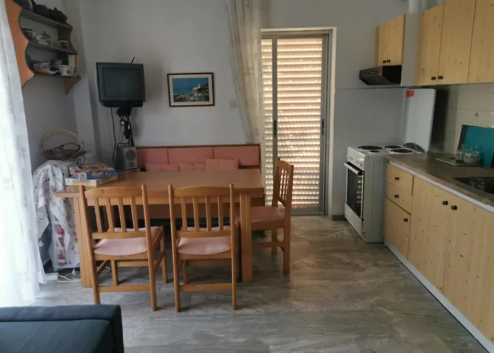 Entire Bedroom With Big Balcony Perfect For Families Mishev *